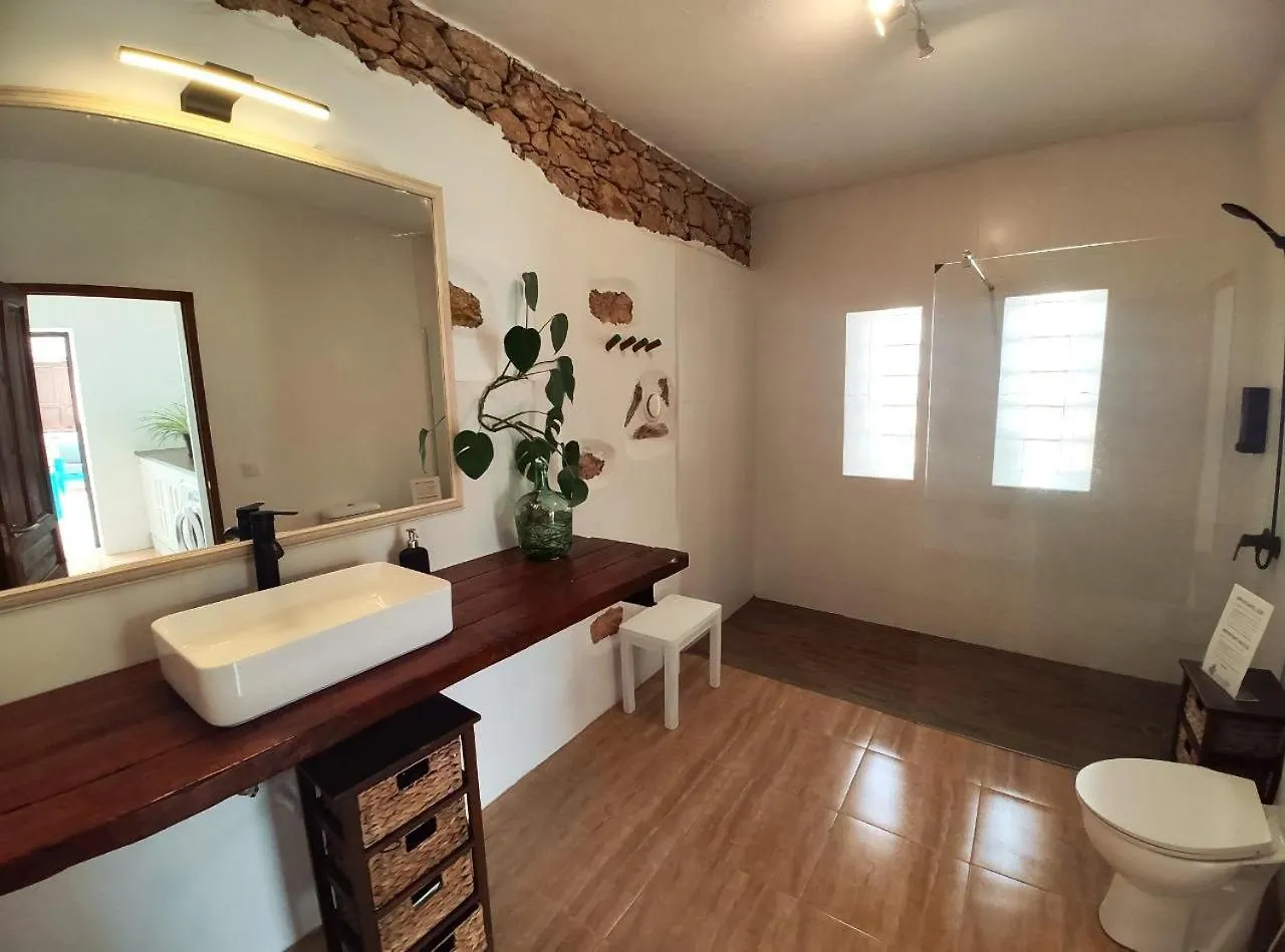 Typical House And Best Location To Visit Fuerteventura, Wifi And Parking Free - Los Nopales Fuerteventura Antigua  Holiday home Antigua (Fuerteventura)