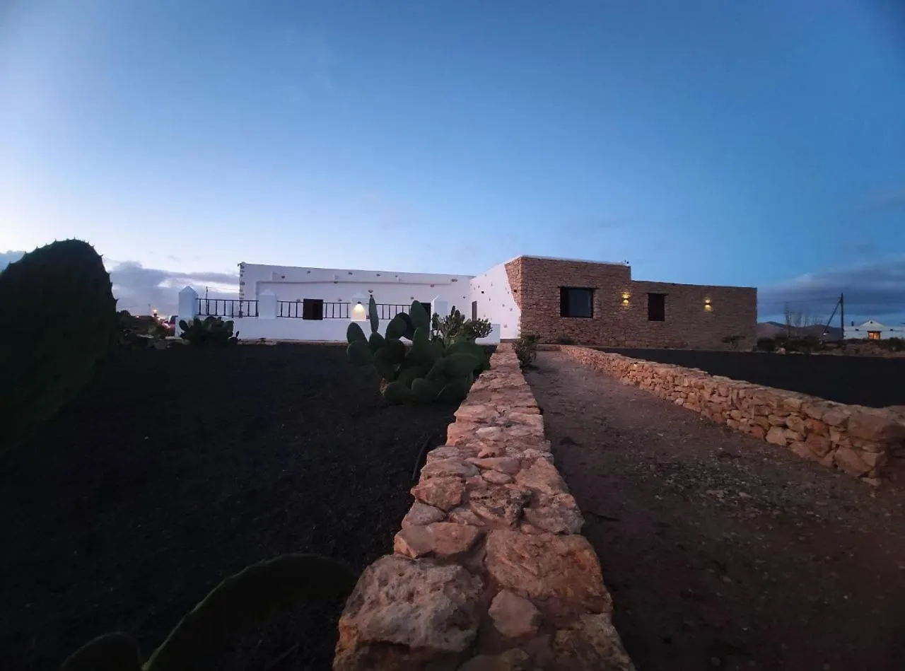 Typical House And Best Location To Visit Fuerteventura, Wifi And Parking Free - Los Nopales Fuerteventura Antigua