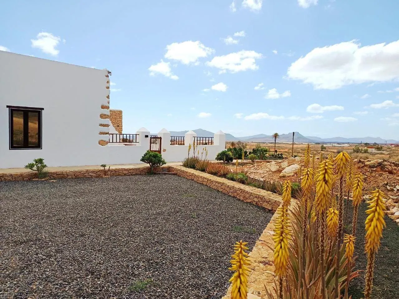 Typical House And Best Location To Visit Fuerteventura, Wifi And Parking Free - Los Nopales Fuerteventura Antigua  0*, Antigua (Fuerteventura) Espanha